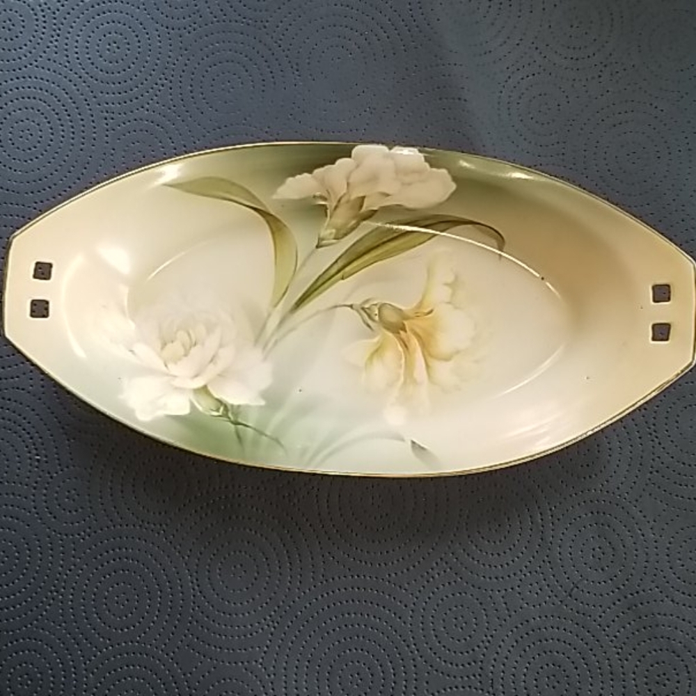 VINTAGE Handpainted serving dish.